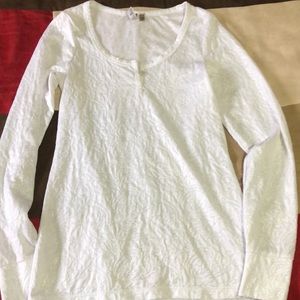 BKE Tops - BKE white shimmer long sleeve BKE Tops - BKE white shimmer long sleeve